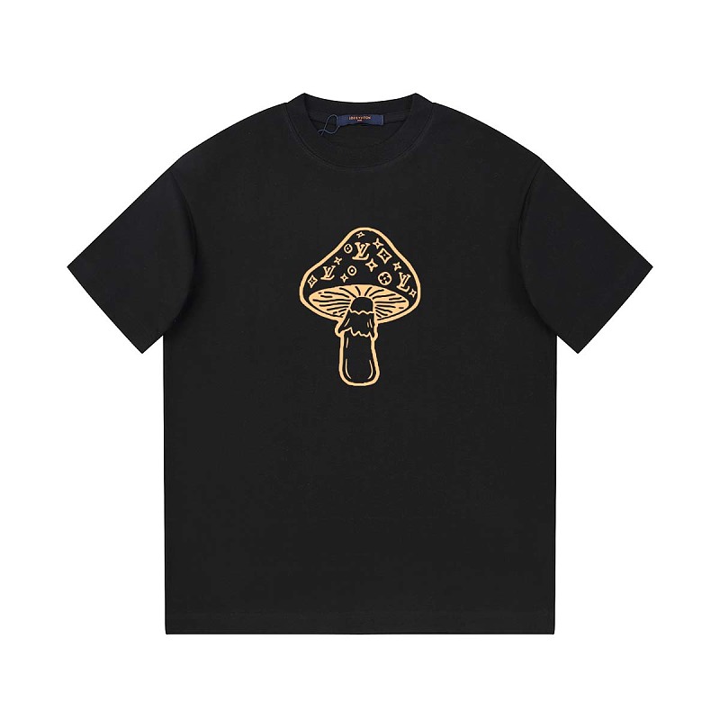 Tee from Scarlettluxury
