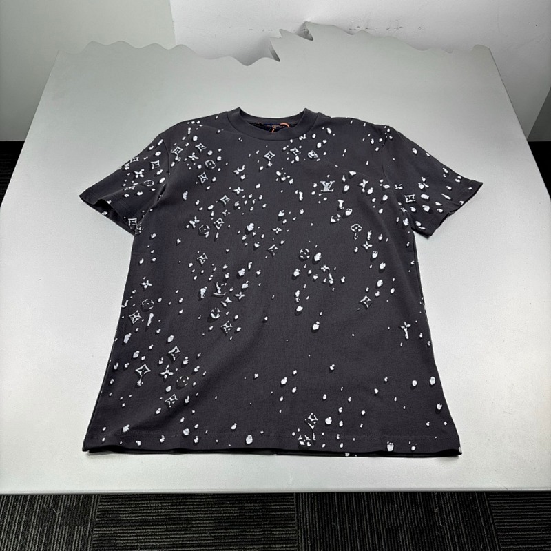 Tee from Scarlettluxury