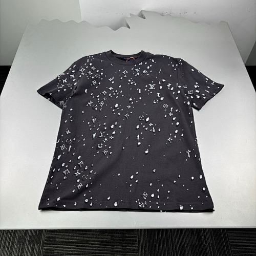 Tee from Scarlettluxury