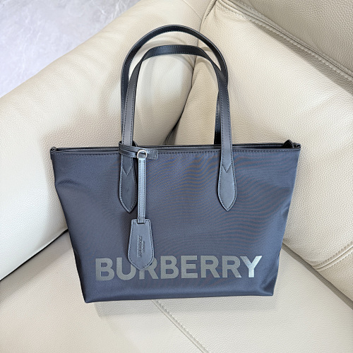 Burberry tote bag