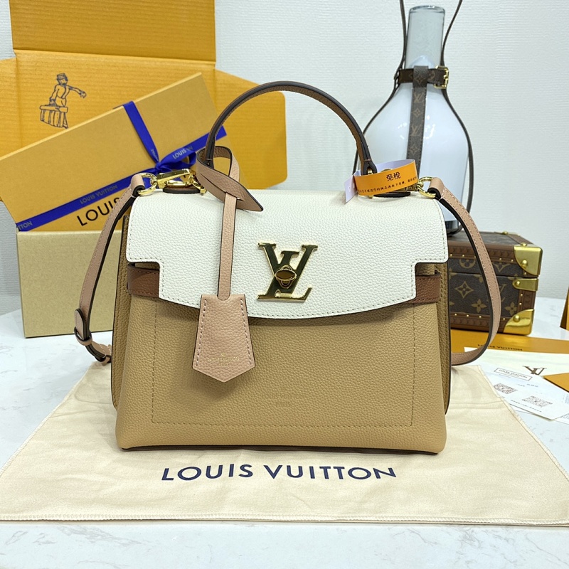 Louis Vuitton Lockme BB