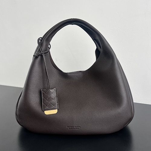 Coin purse from Scarlettluxury