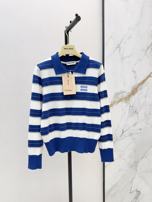 Sweater from Scarlettluxury