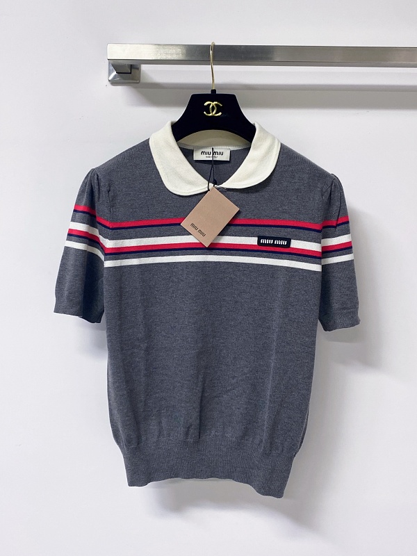 Tee from Scarlettluxury