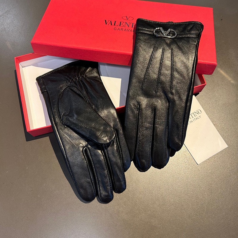 Valentino gloves