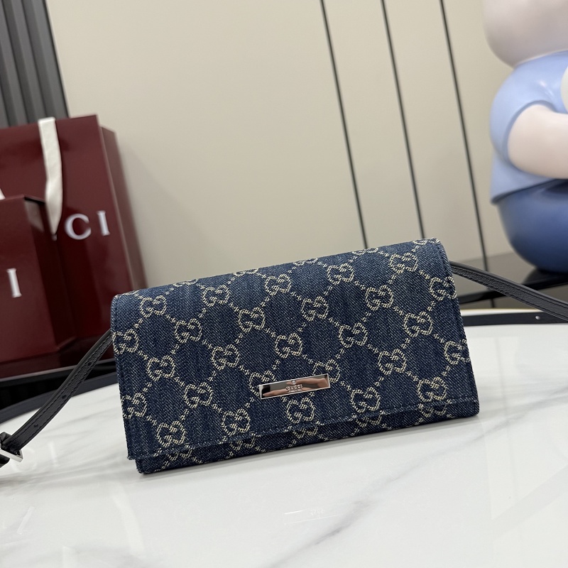 Gucci crossbody bag