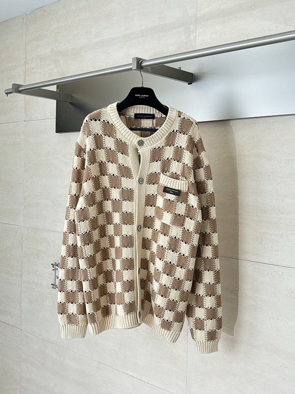 Sweater from Scarlettluxury