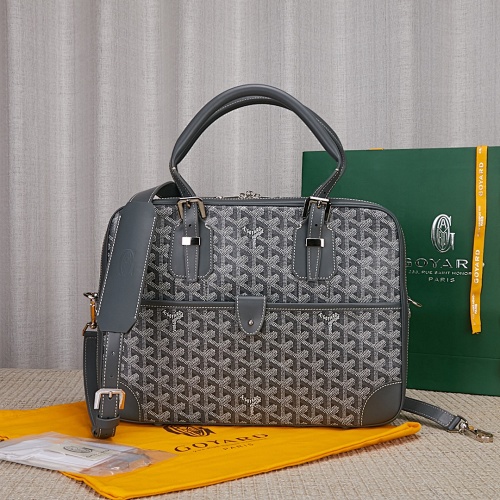 Goyard bag