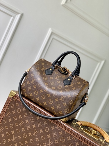 Louis Vuitton crossbody bag