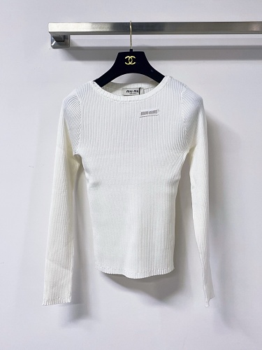 Long sleeve from Scarlettluxury