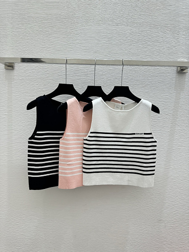 Sweater from Scarlettluxury