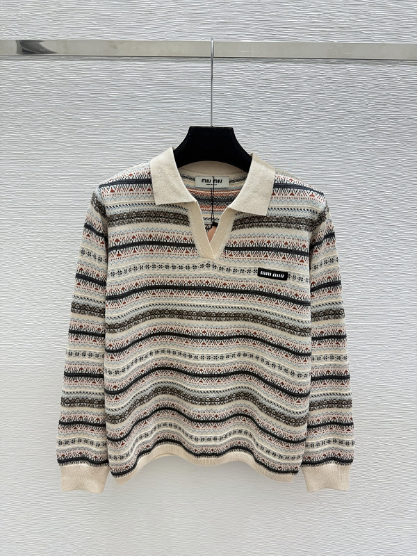 Sweater from Scarlettluxury