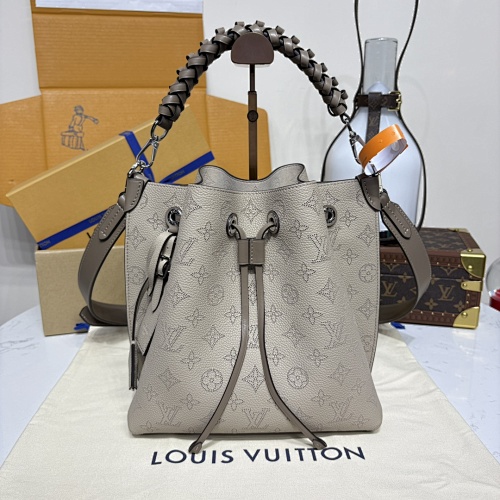 Louis Vuitton crossbody bag