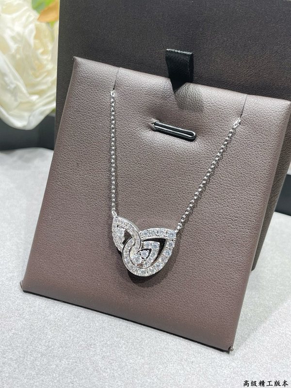 Necklace from Scarlettluxury