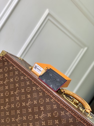 Louis Vuitton card holder
