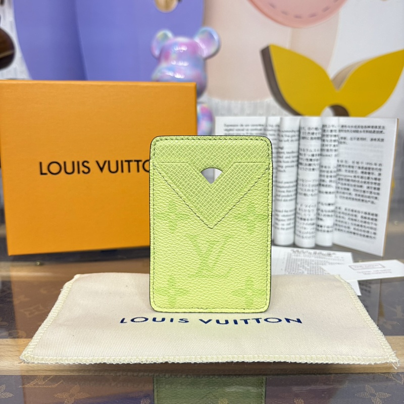 Card holder from Scarlettluxury