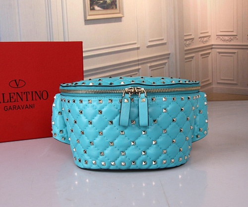 Valentino Garavani Free Rockstud Spike 20 11 8