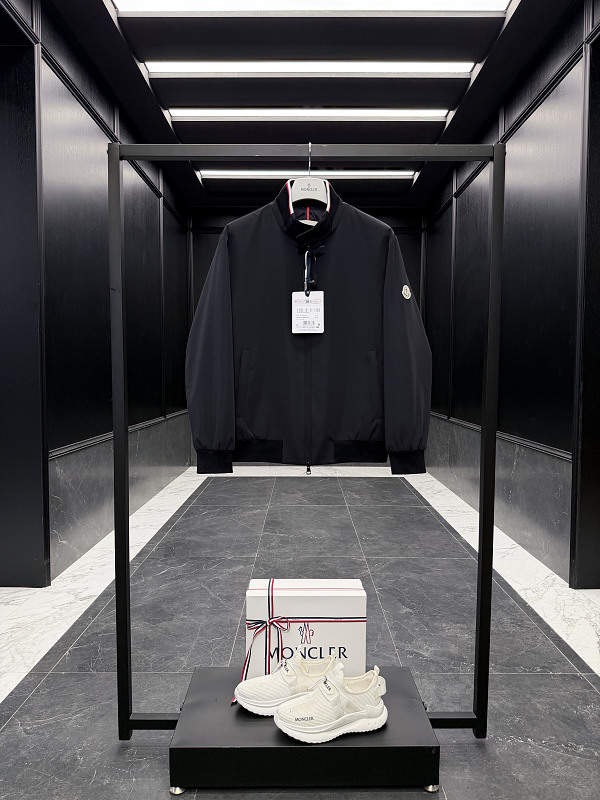 Shopping bag from Scarlettluxury
