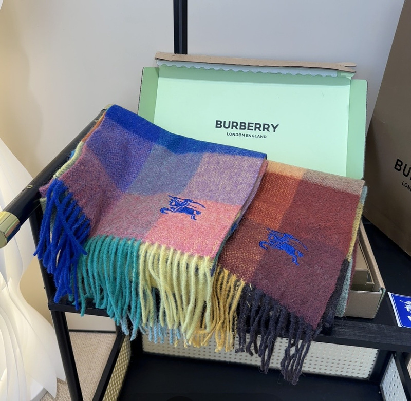 Scarf from Scarlettluxury