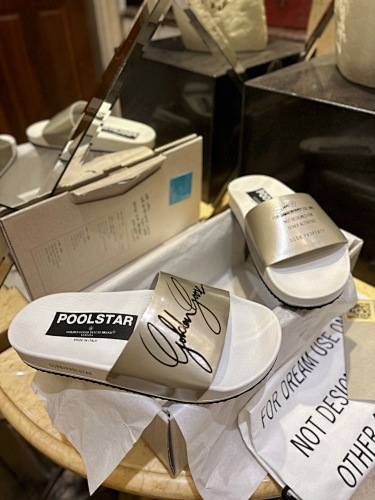 Slides from Scarlettluxury