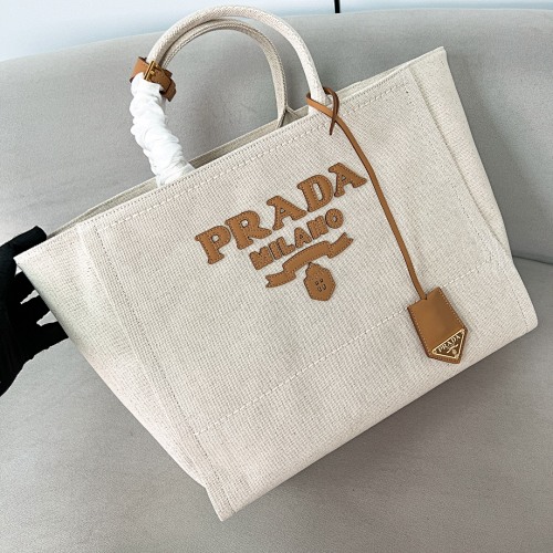 Tote bag from Scarlettluxury