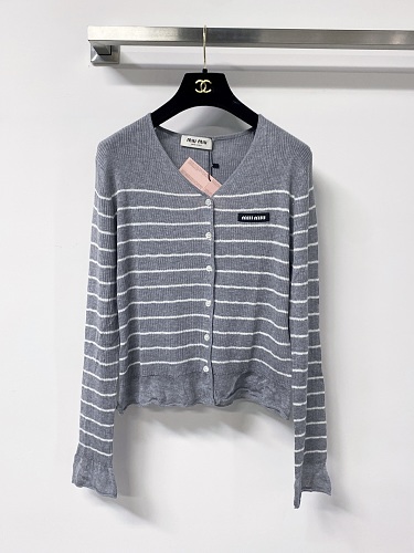Sweater from Scarlettluxury
