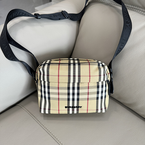 Burberry camera bag