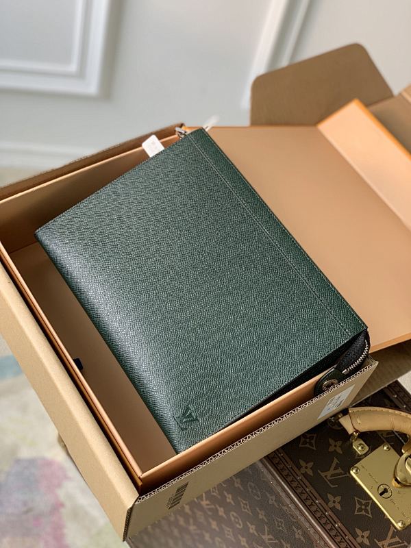 Louis Vuitton clutch