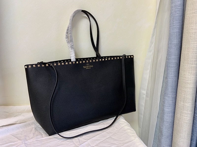 Valentino Garavani Rockstud