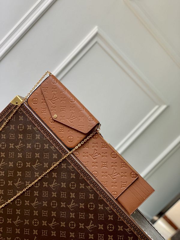 Wallet from Scarlettluxury