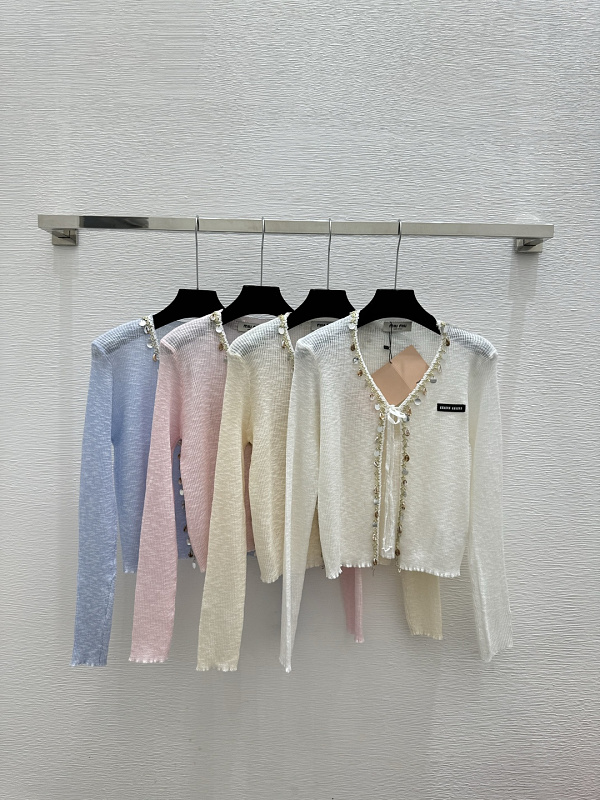Sweater from Scarlettluxury