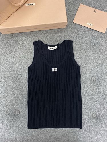 Sweater from Scarlettluxury