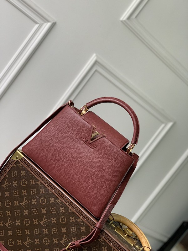 Louis Vuitton crossbody bag