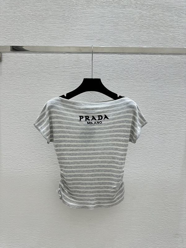 Sweater from Scarlettluxury