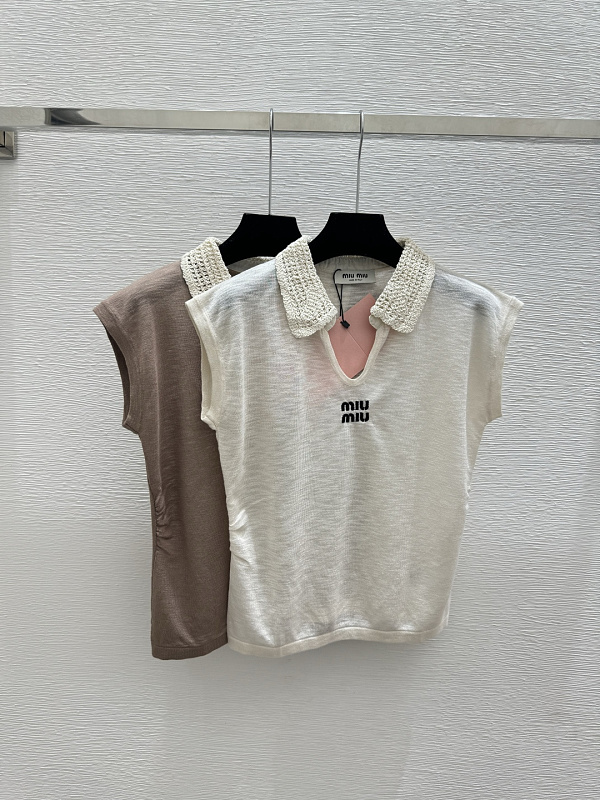 Sweater from Scarlettluxury