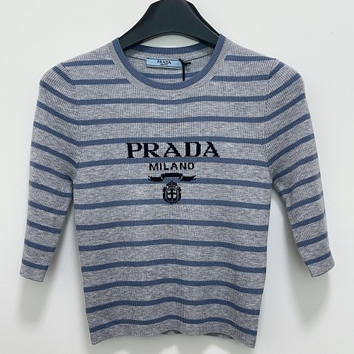 Sweater from Scarlettluxury