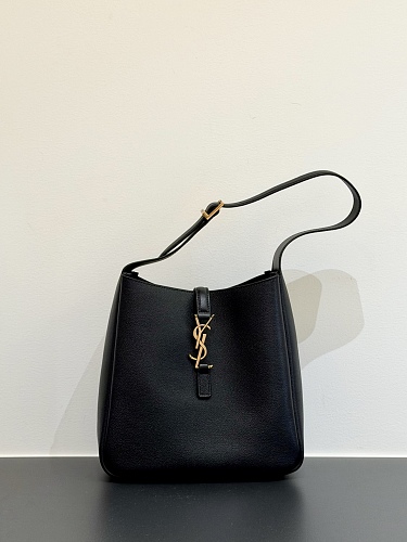 Shoulder bag from Scarlettluxury