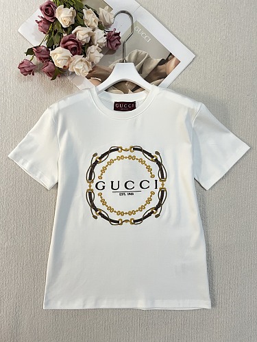 Tee from Scarlettluxury