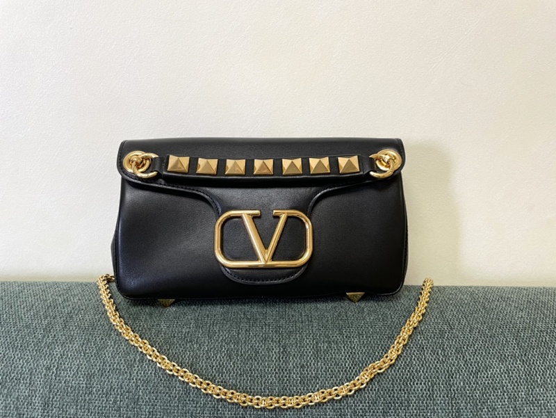Valentino GaravaniStudSian