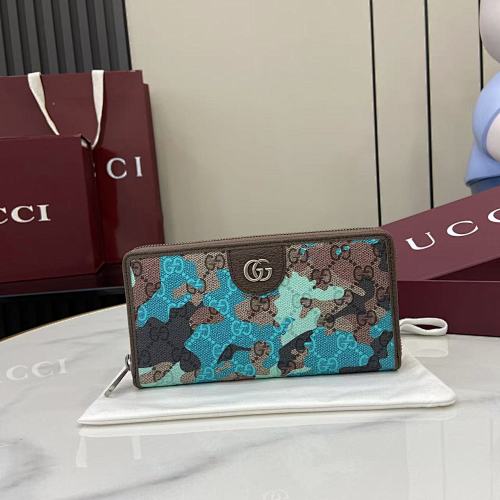 Wallet from Scarlettluxury