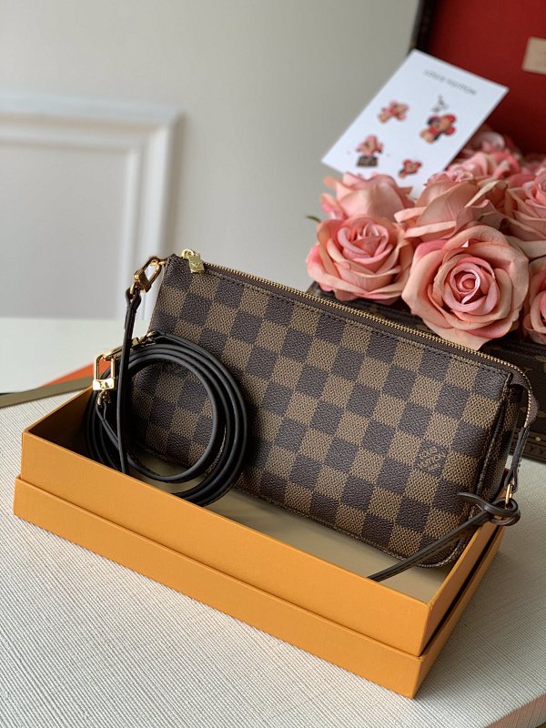 Crossbody bag from Scarlettluxury