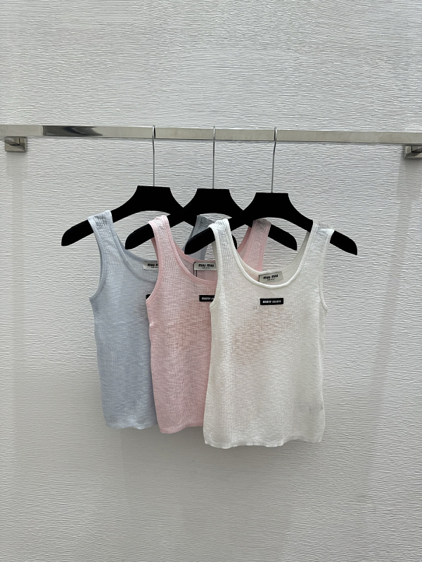 Sweater from Scarlettluxury