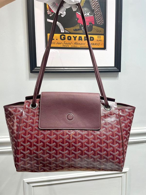 Goyard bag