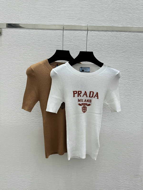 Sweater from Scarlettluxury