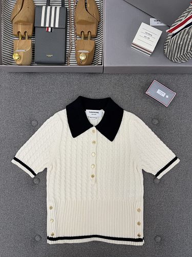 Sweater from Scarlettluxury
