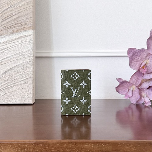 Louis Vuitton card holder