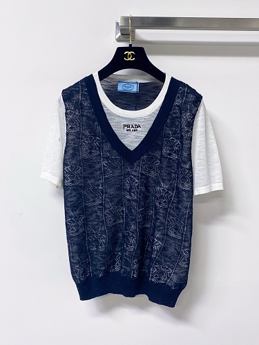Tee from Scarlettluxury