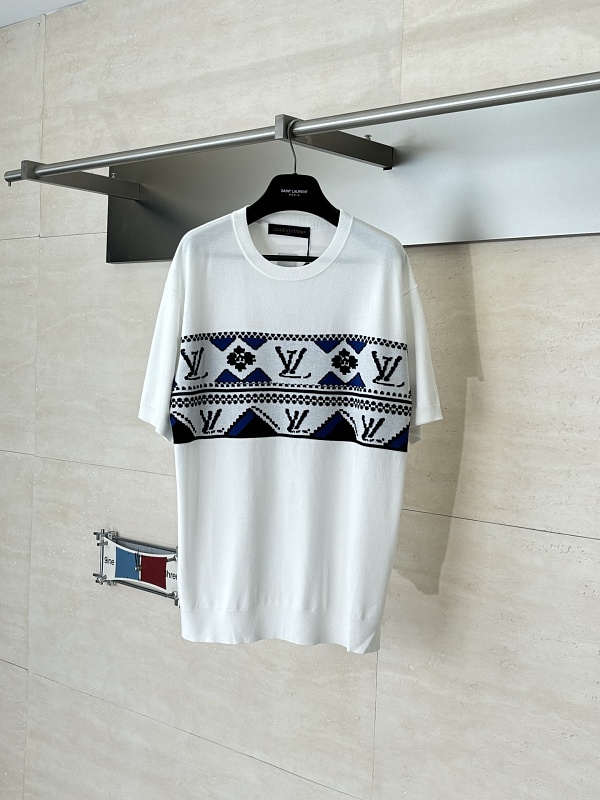 Sweater from Scarlettluxury
