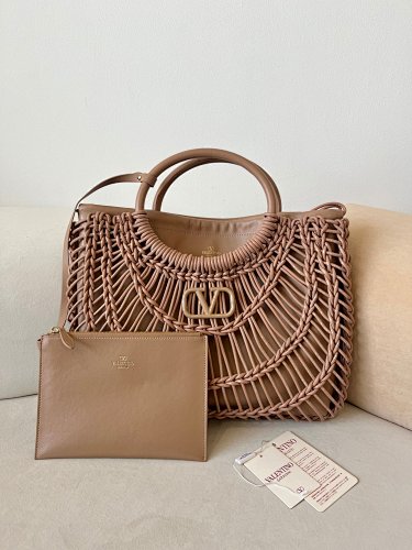 Garavani Allknot
