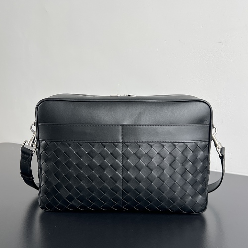 Camera bag from Scarlettluxury